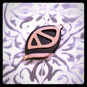 Bella Beat Leaf Urban- black and rose gold